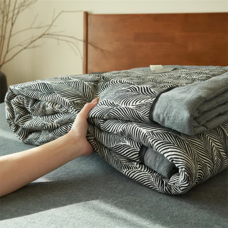 Leaf Stripe Natural Cotton Gauze Quilt