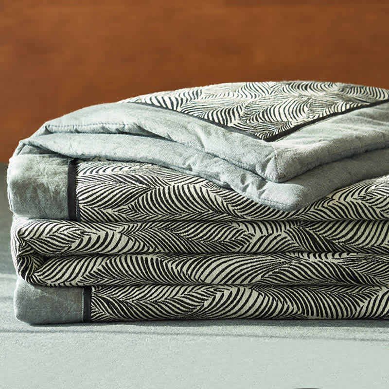 Leaf Stripe Natural Cotton Gauze Quilt