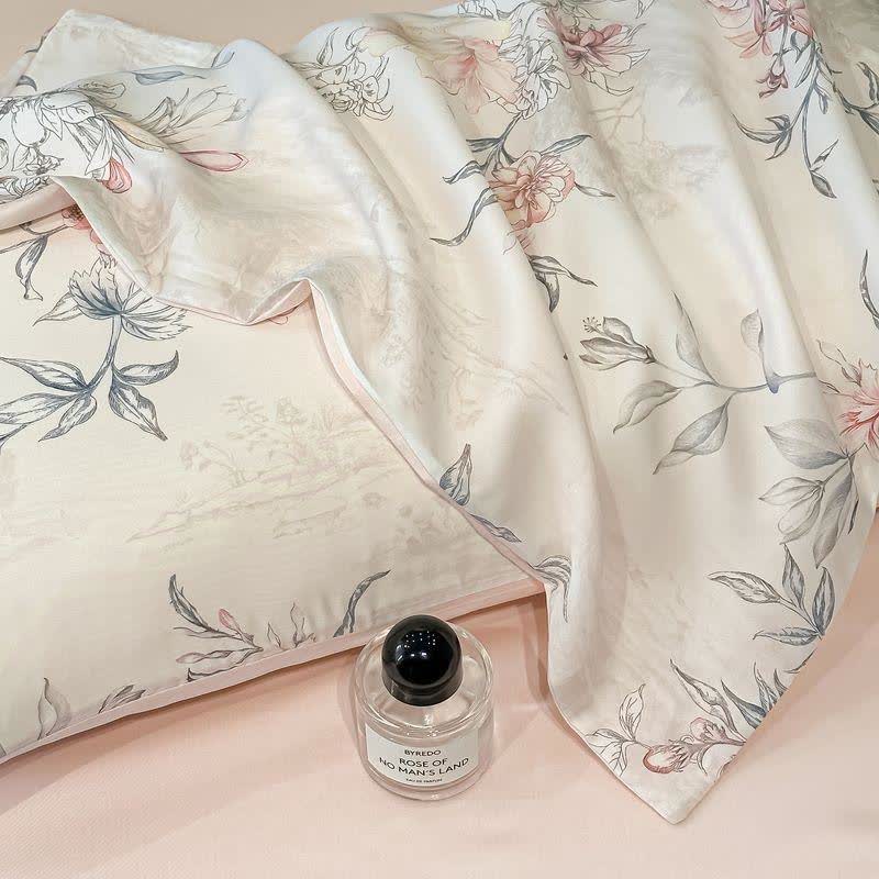 Rose Print Silky Natural Quilt
