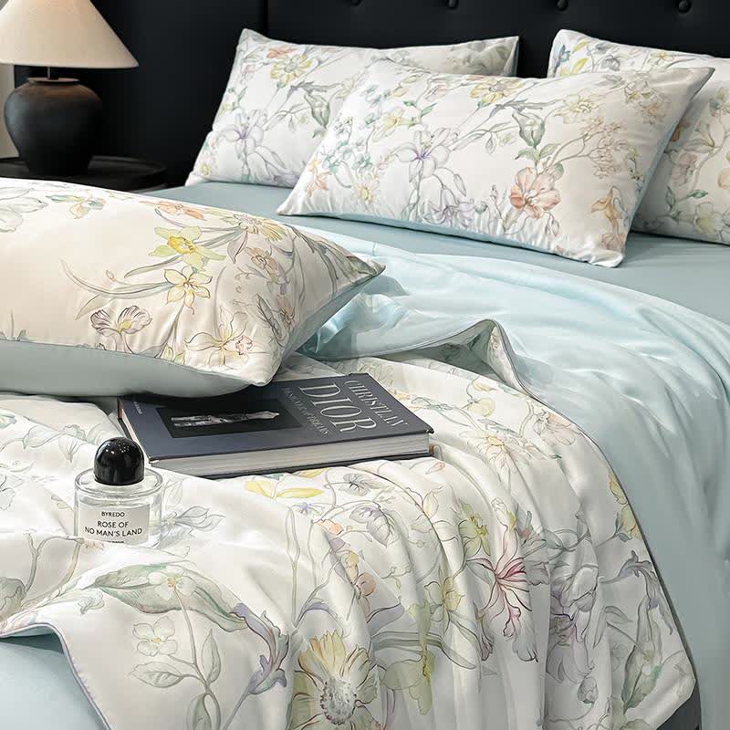 Pastel Floral Print Silky Natural Quilt