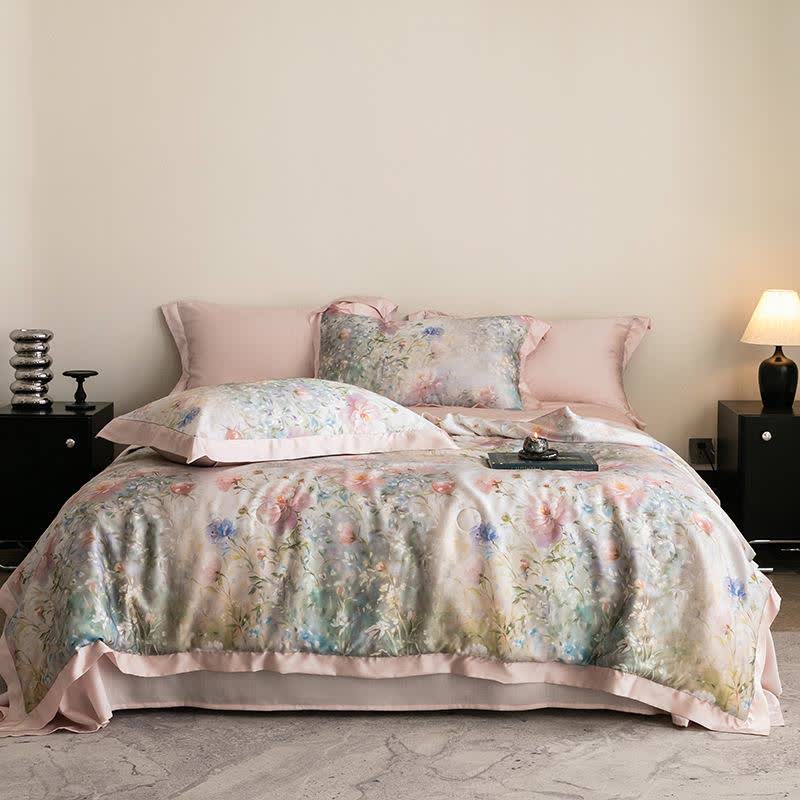 Poppy Floral Print Silky Natural Quilt