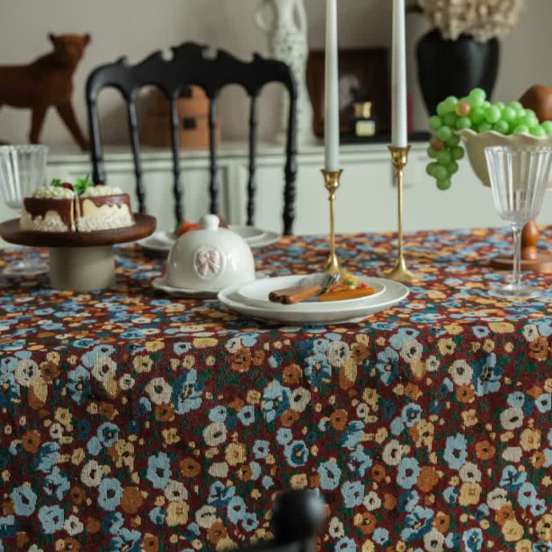 Retro Floral Blooming Jacquard Tablecloth