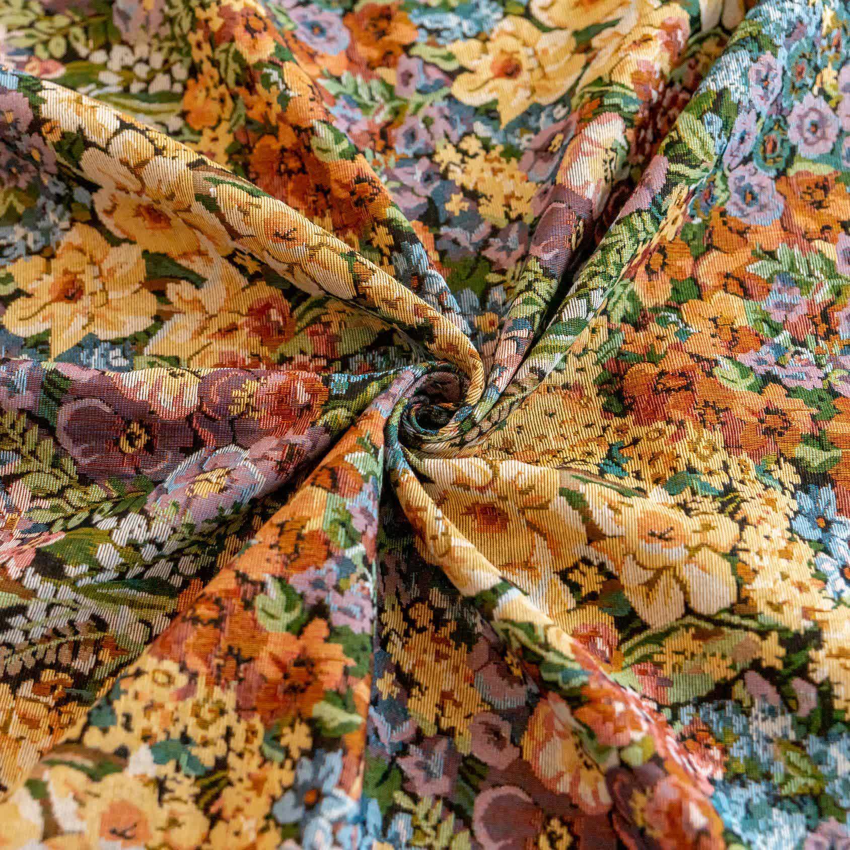 Luxurious Blooming Flowers Tassel Curtain