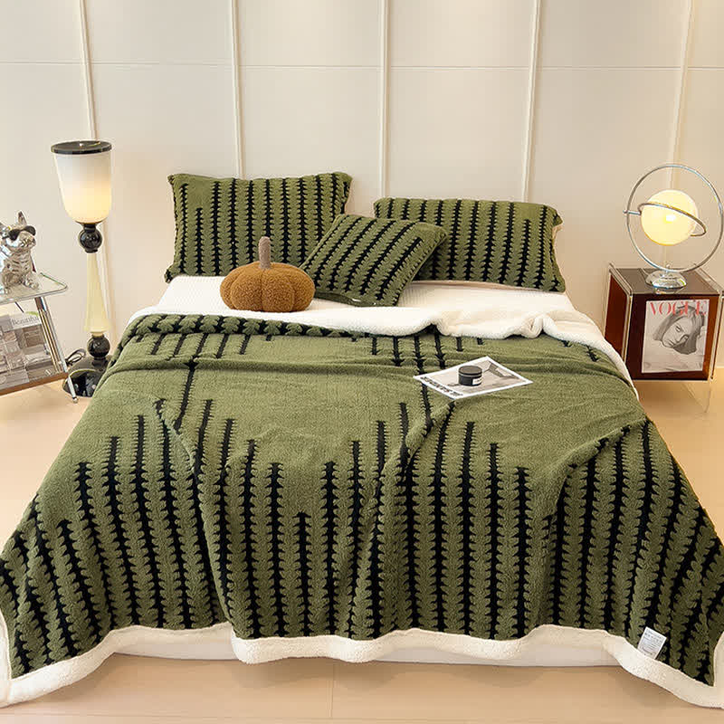 Geometric Print Jacquard Throw Blanket