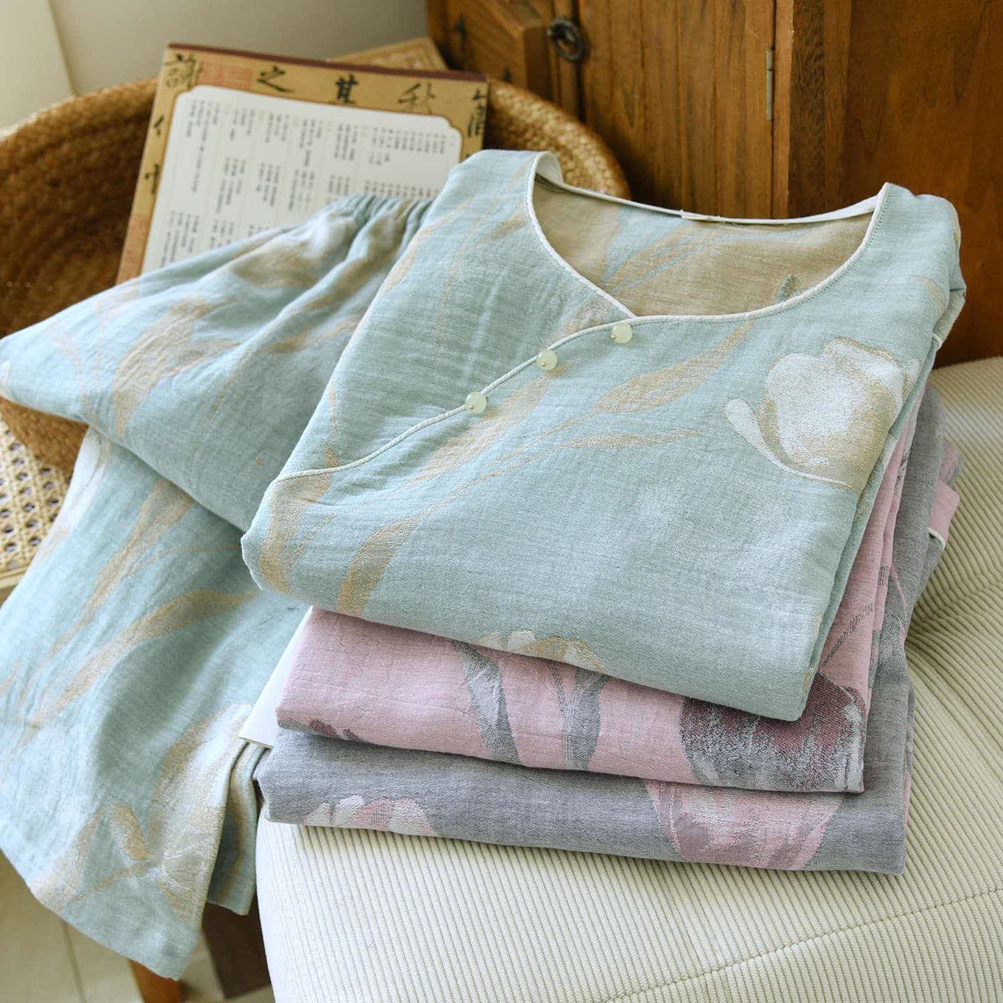 Tulip Cotton Gauze Jacquard Loungewear Set