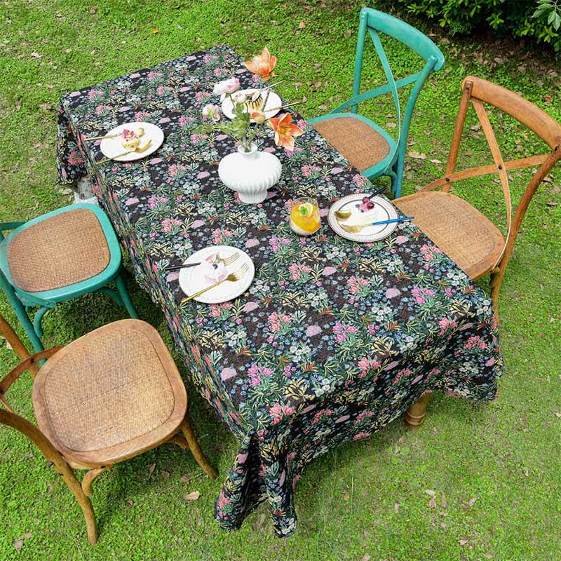 Retro Floral Branch Scalloped Edge Tablecloth