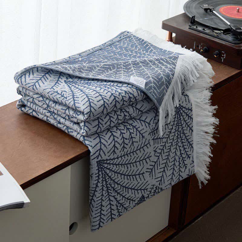 Tree-inspired Reversible Cotton Tassel Quilt