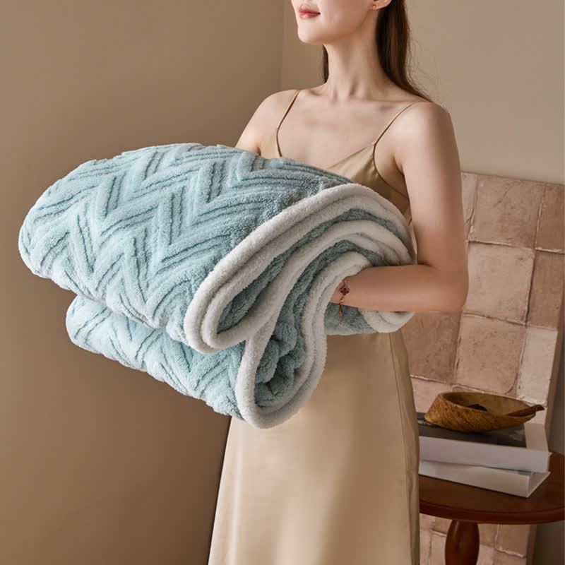 Modern Chevron Jacquard Warm Blanket
