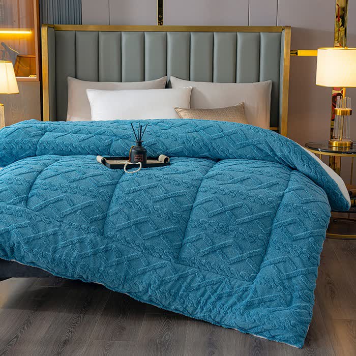 Luxury Diamond Embossed Sherpa Throw Blanket