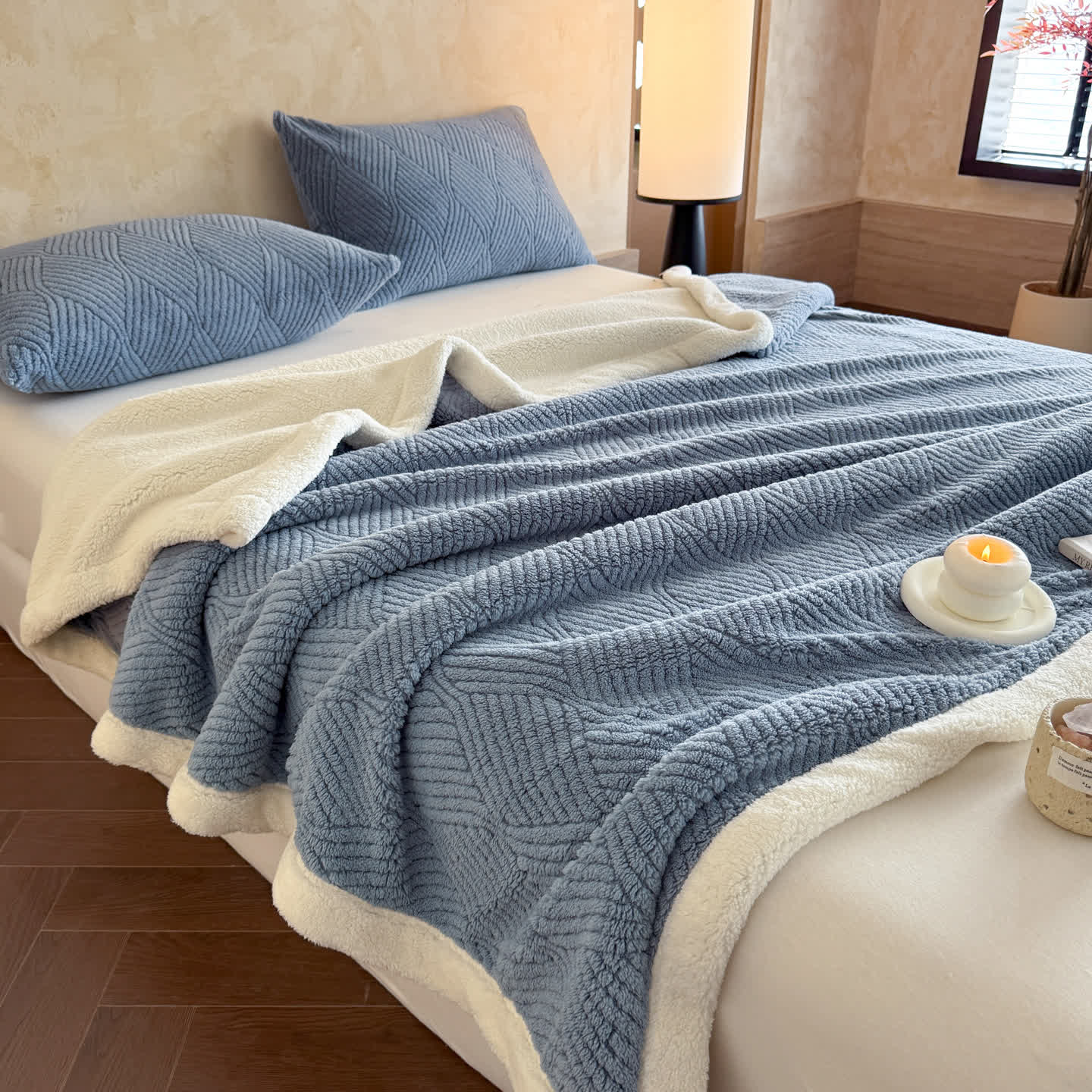 Reversible Warm Sherpa Throw Blanket