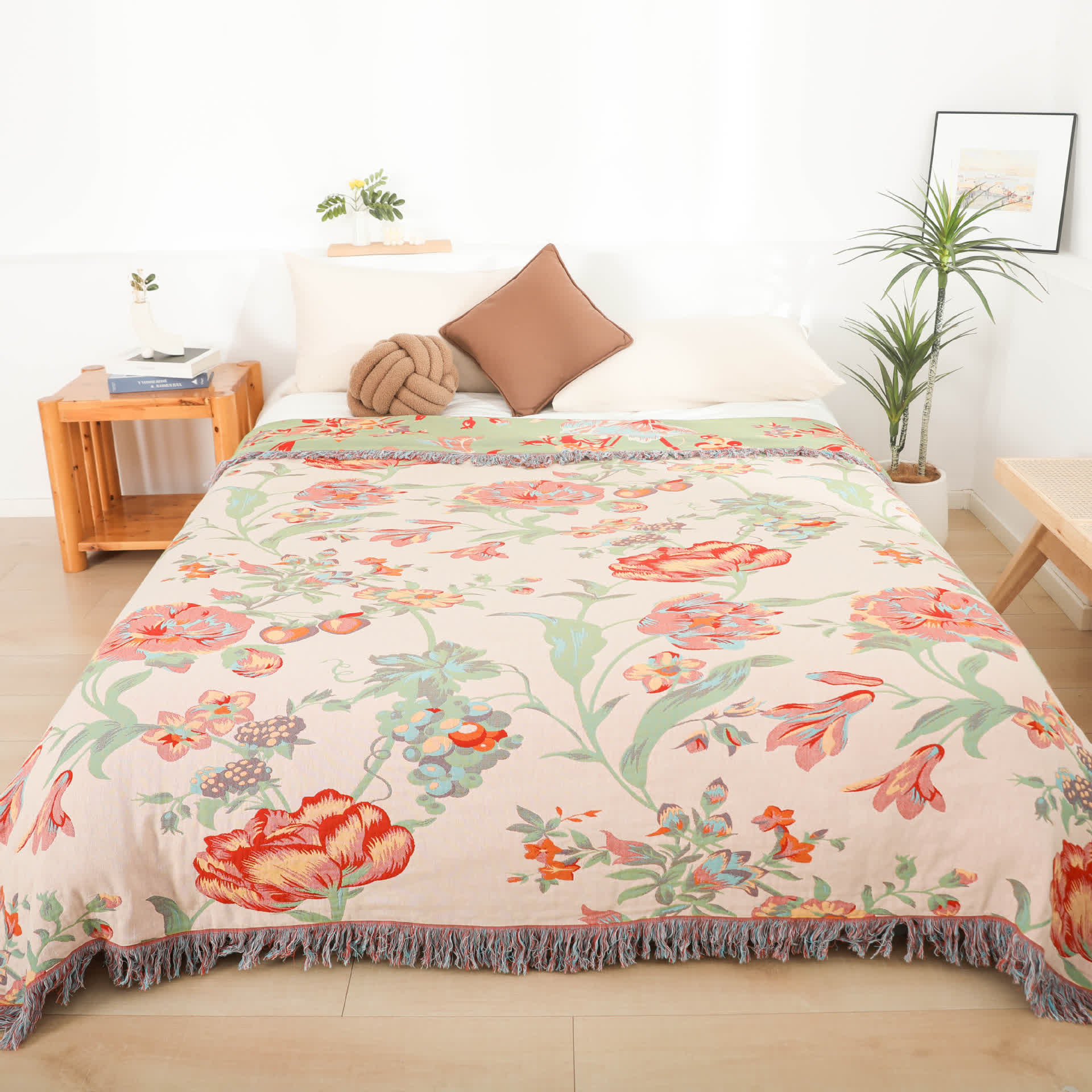 Orange Blossom Cotton Gauze Tassel Quilt