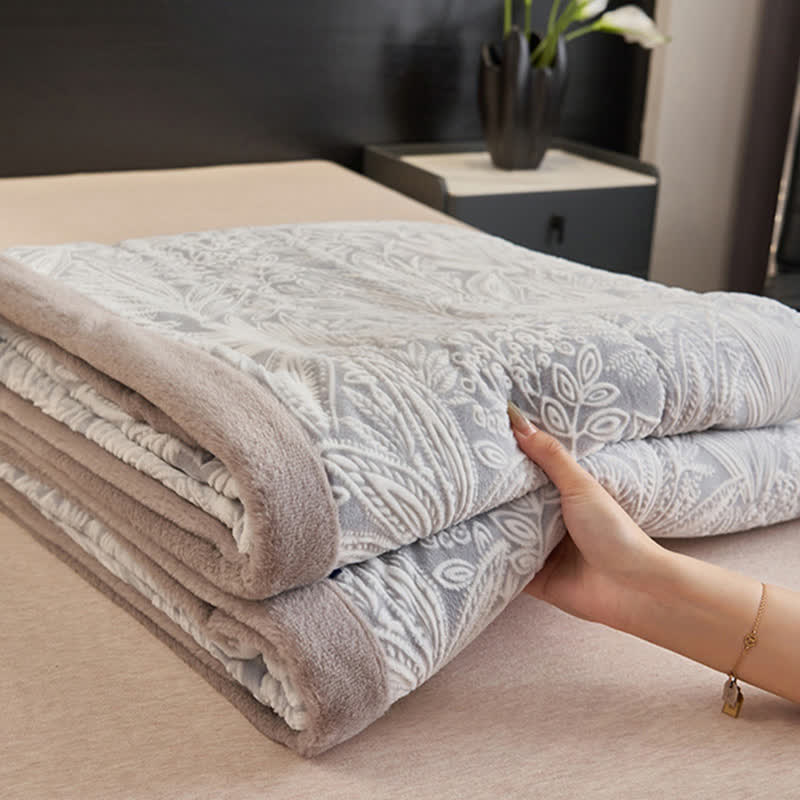 Floral Leaf Textured Warm Throw Blanket