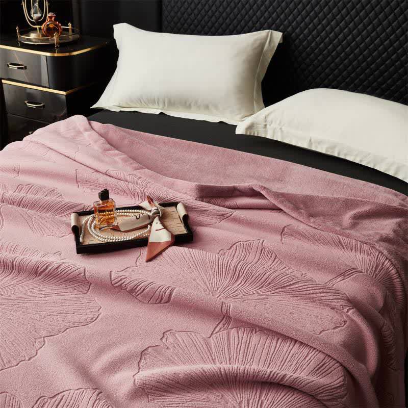 Ginkgo Leaf Textured Throw Blanket
