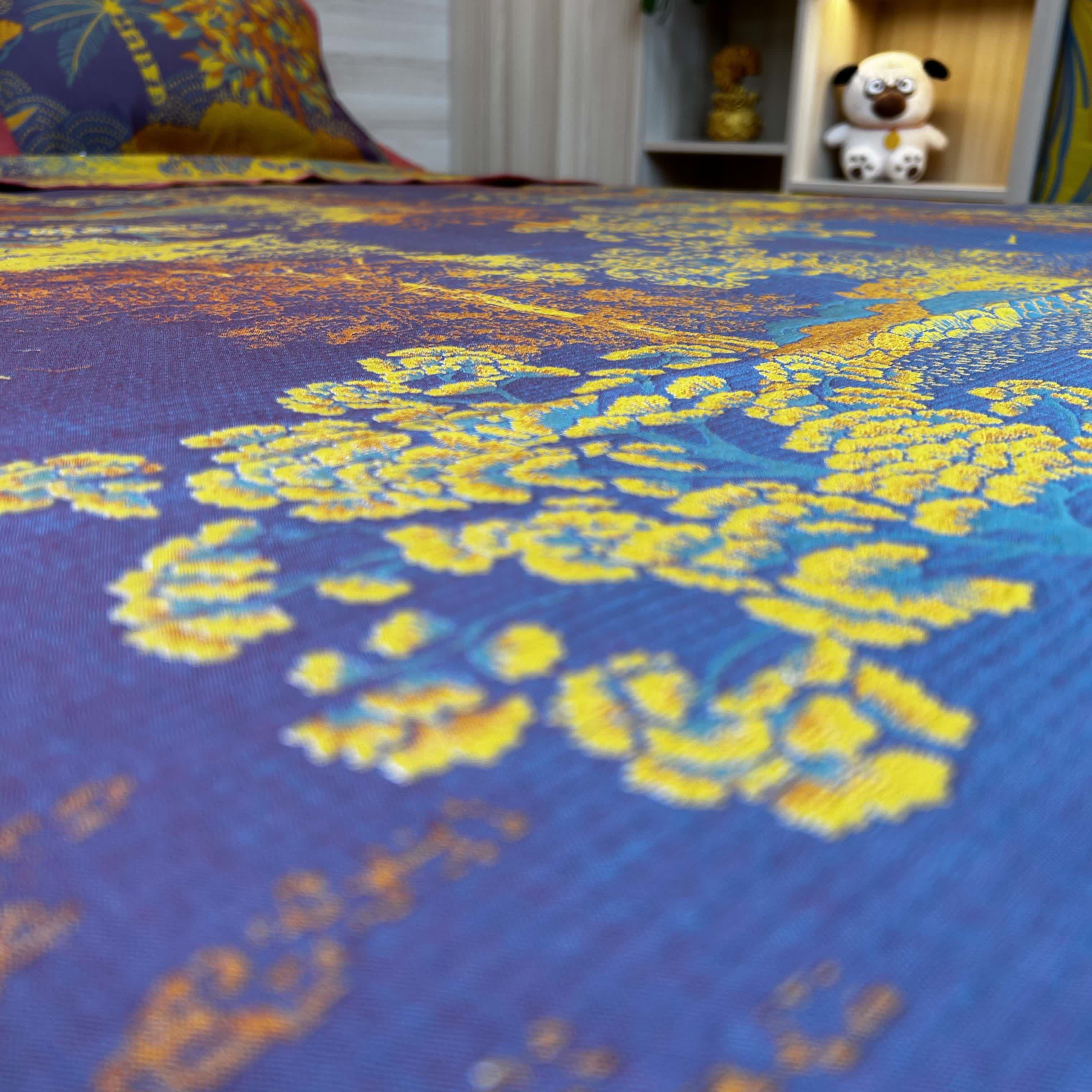 Retro Tree Print Soft Cotton Gauze Quilt