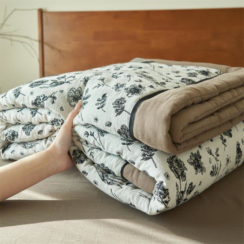 Black Floral Natural Cotton Gauze Quilt