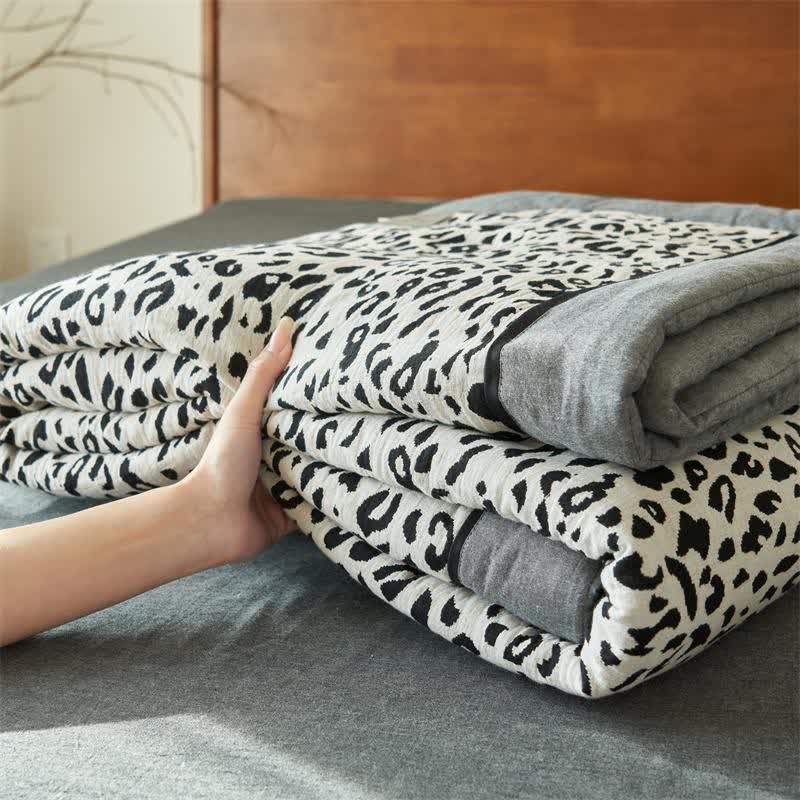 Leopard Print Natural Cotton Gauze Quilt