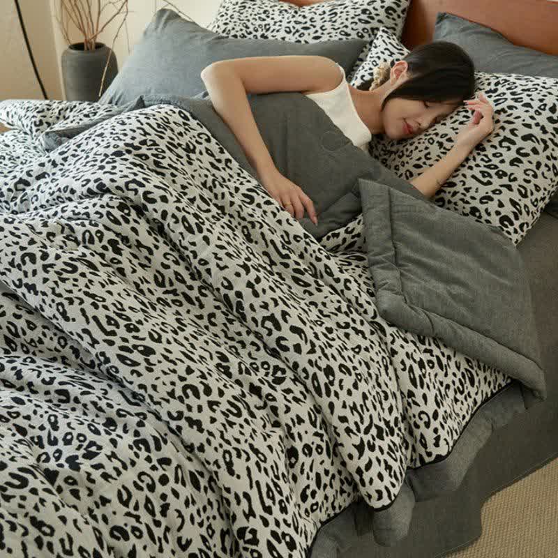 Leopard Print Natural Cotton Gauze Quilt