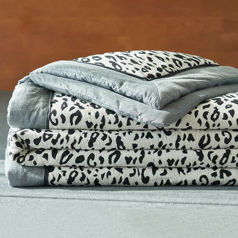 Leopard Print Natural Cotton Gauze Quilt