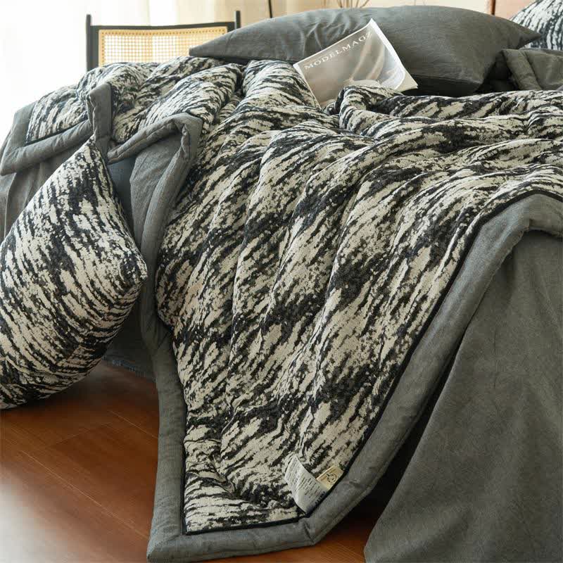 Ink Wash Natural Cotton Gauze Quilt