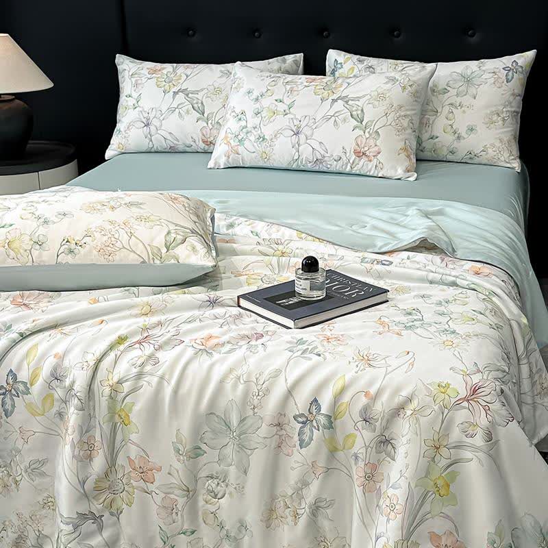 Pastel Floral Print Silky Natural Quilt