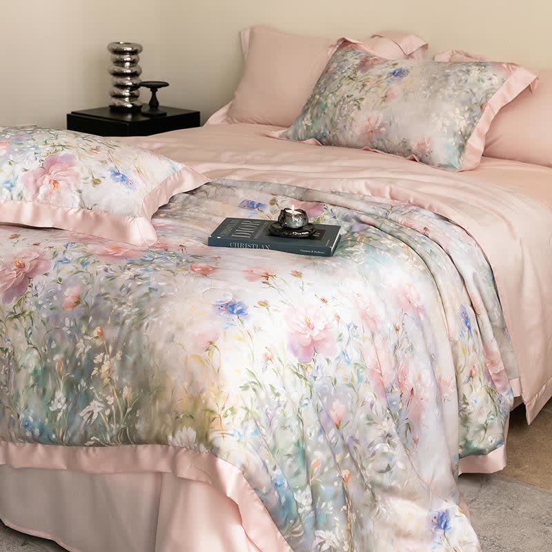 Poppy Floral Print Silky Natural Quilt