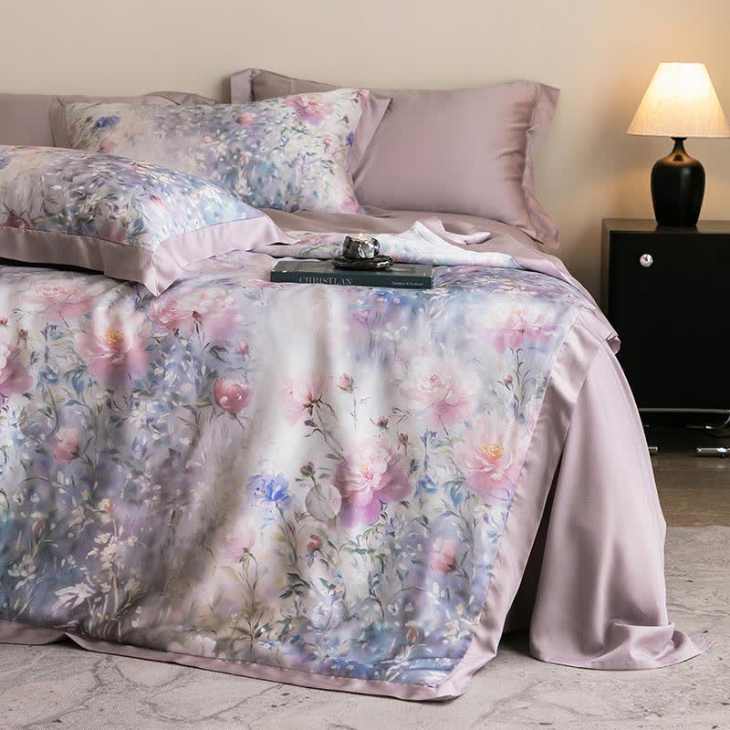 Poppy Floral Print Silky Natural Quilt