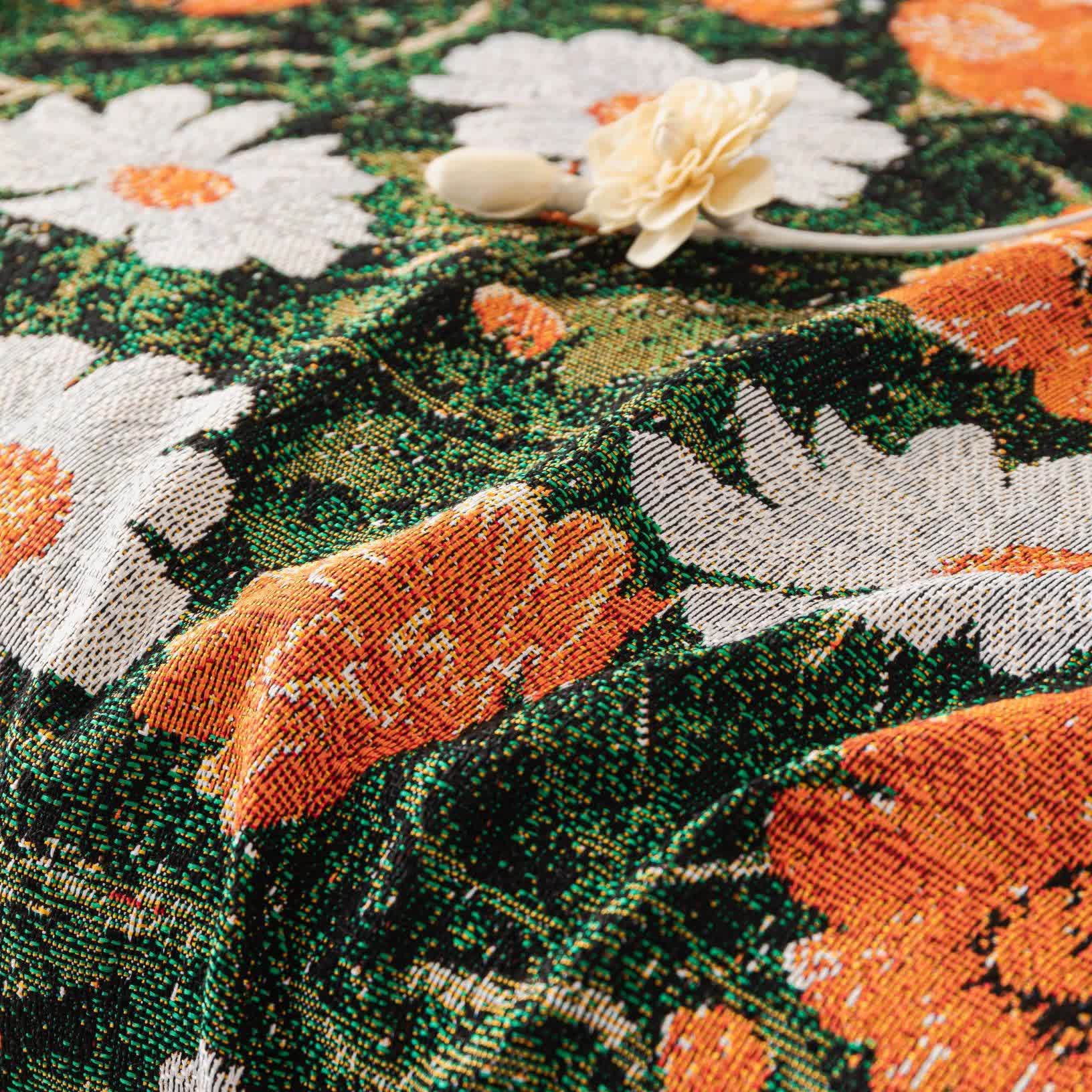 Chenille Daisy Jacquard Sofa Throw Blanket