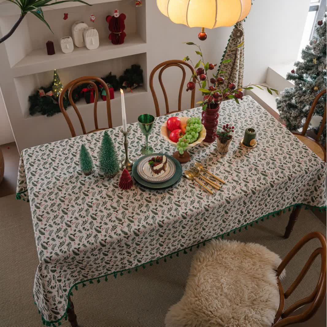 Christmas Pine Needle Berry Print Tablecloth