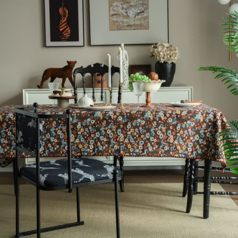 Retro Floral Blooming Jacquard Tablecloth