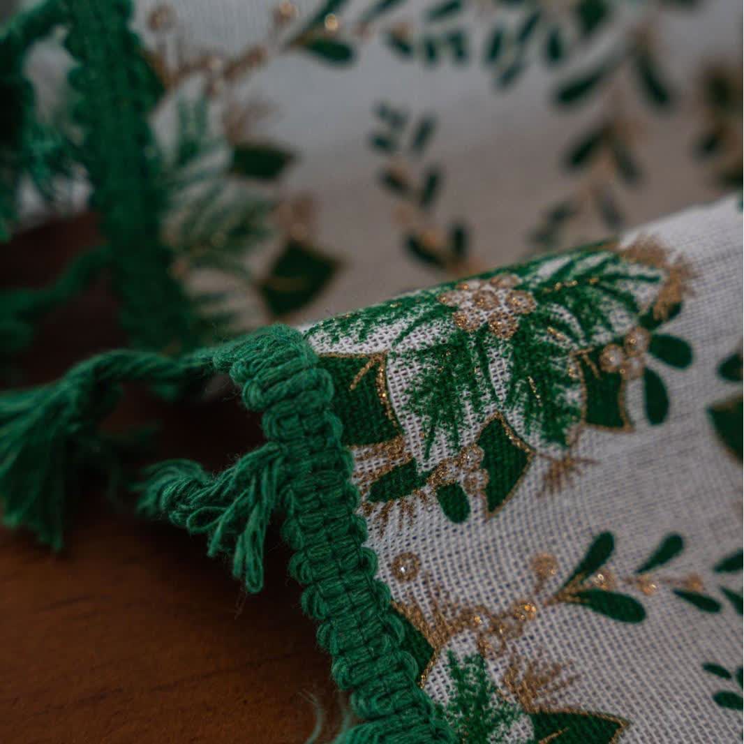 Christmas Floral Edelweiss Print Tablecloth