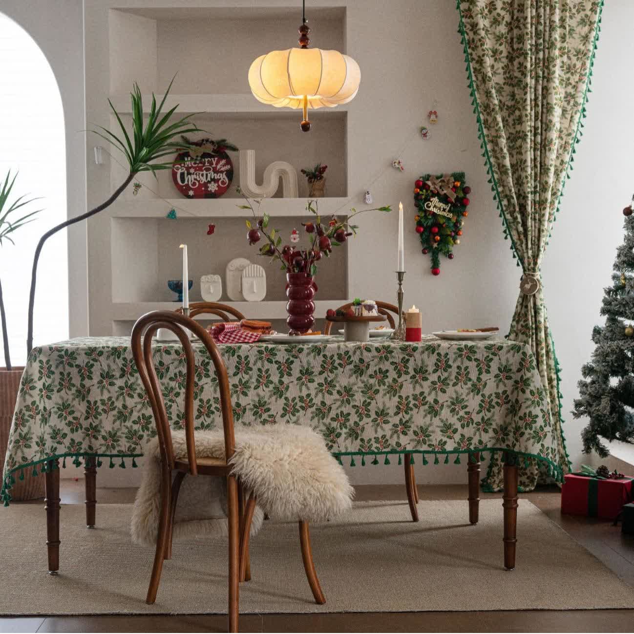 Christmas Holly Leaf Print Tablecloth