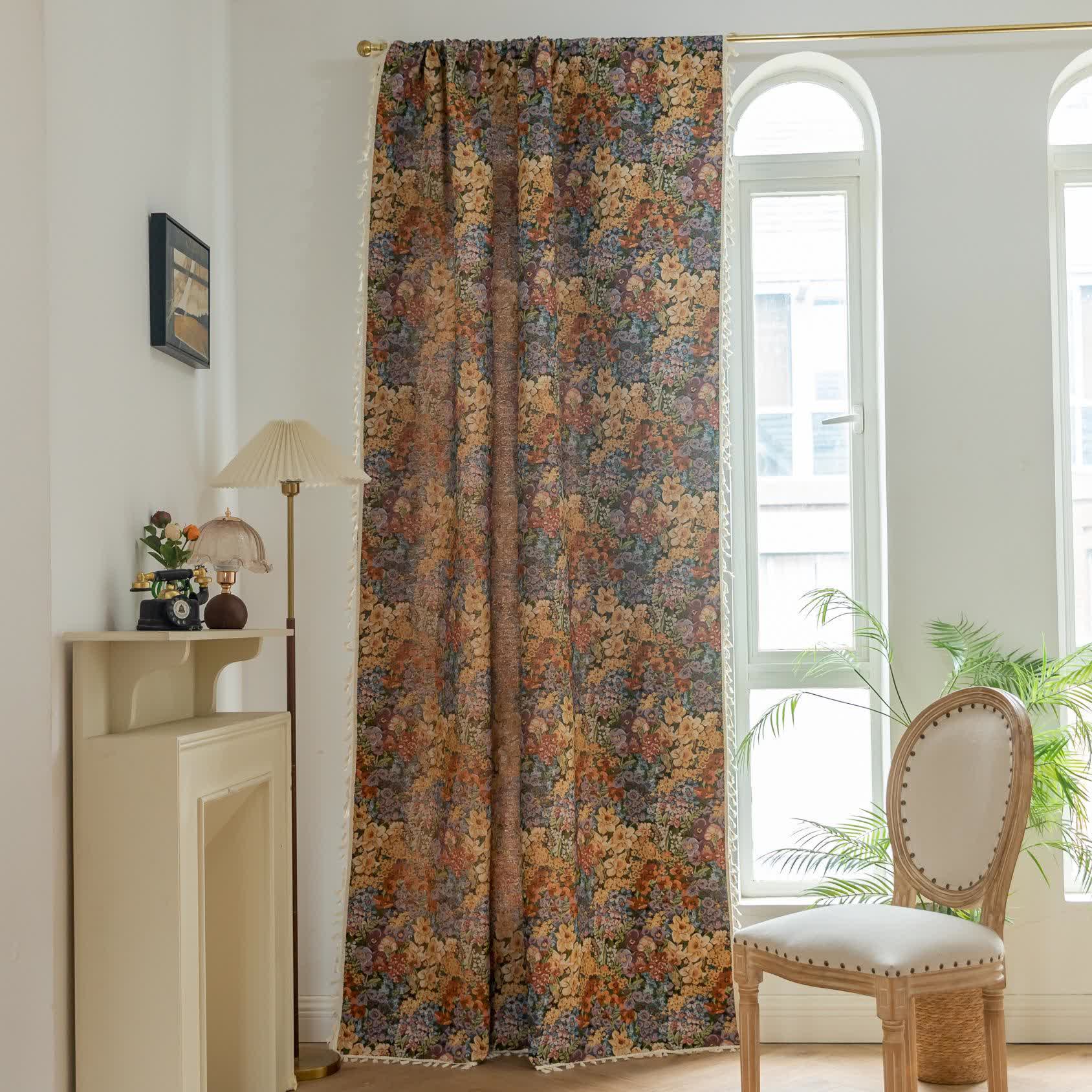 Luxurious Blooming Flowers Tassel Curtain