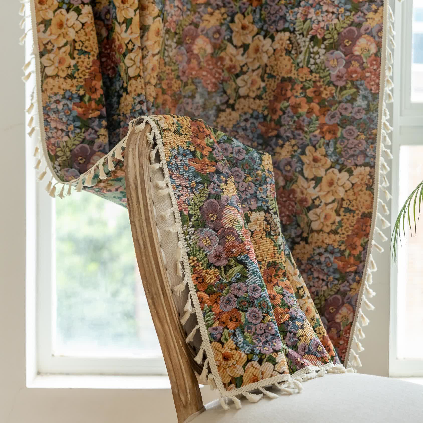 Luxurious Blooming Flowers Tassel Curtain