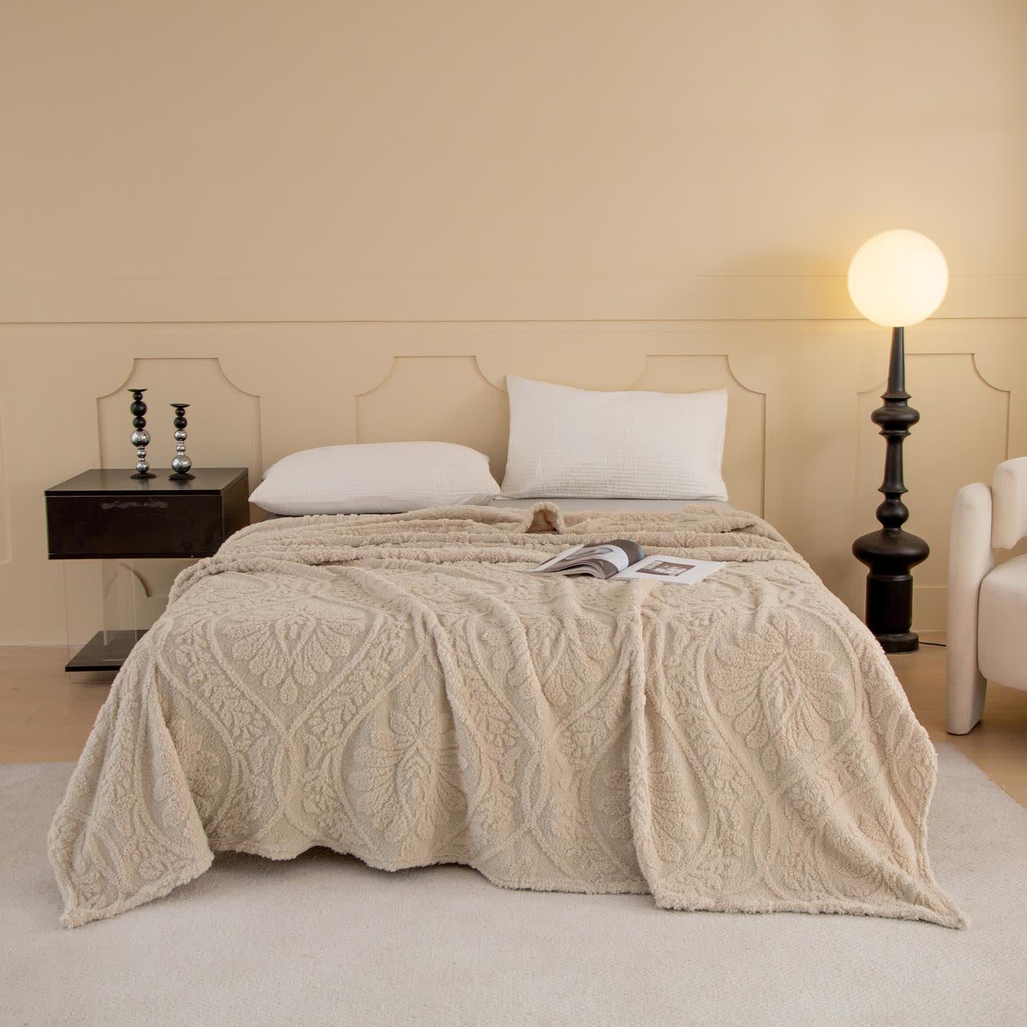 Vintage Floral Jacquard Throw Blanket