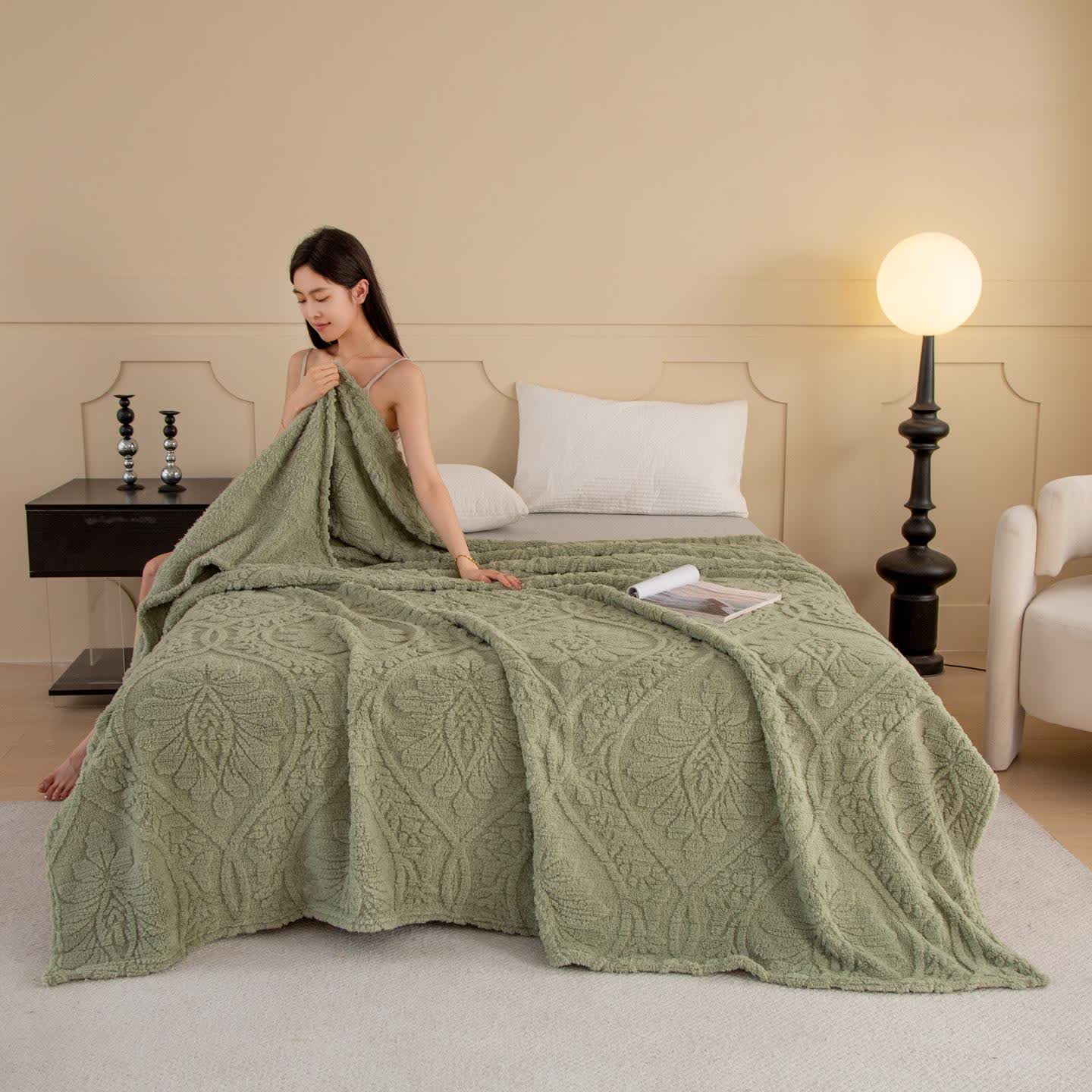 Vintage Floral Jacquard Throw Blanket