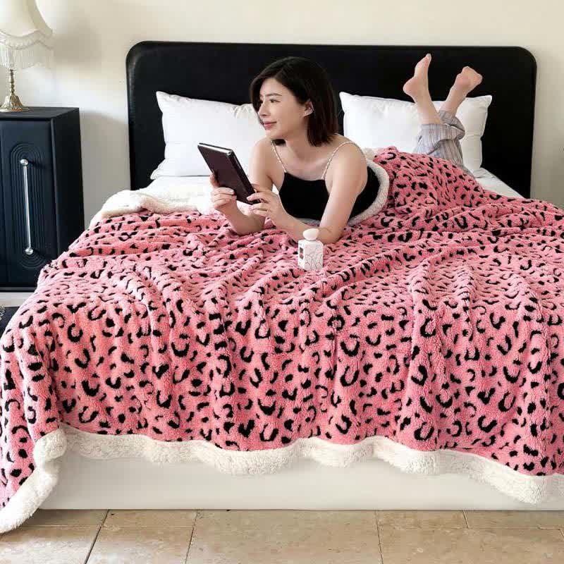Leopard Jacquard Sherpa Throw Blanket
