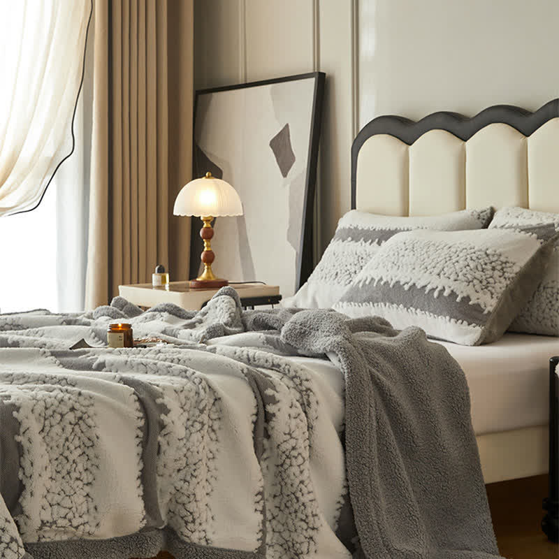 Double Layer Striped Print Sherpa Blanket