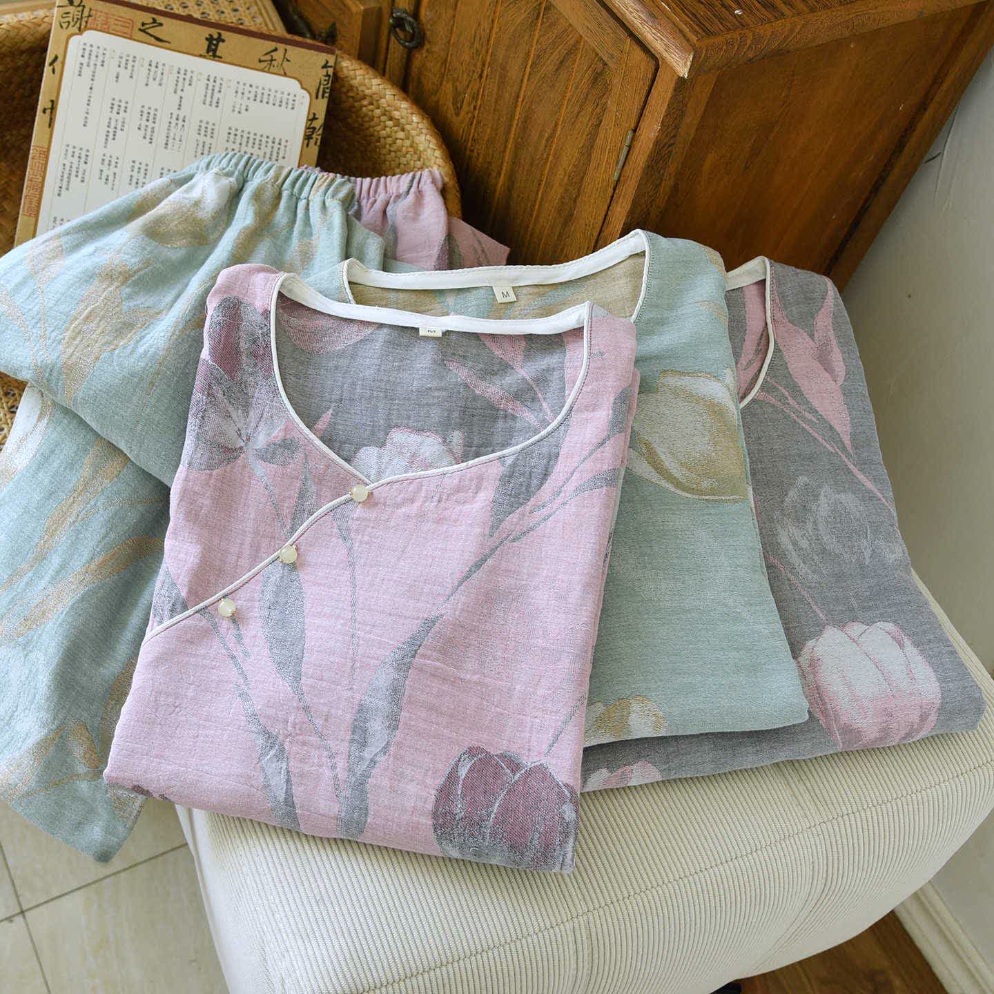 Tulip Cotton Gauze Jacquard Loungewear Set