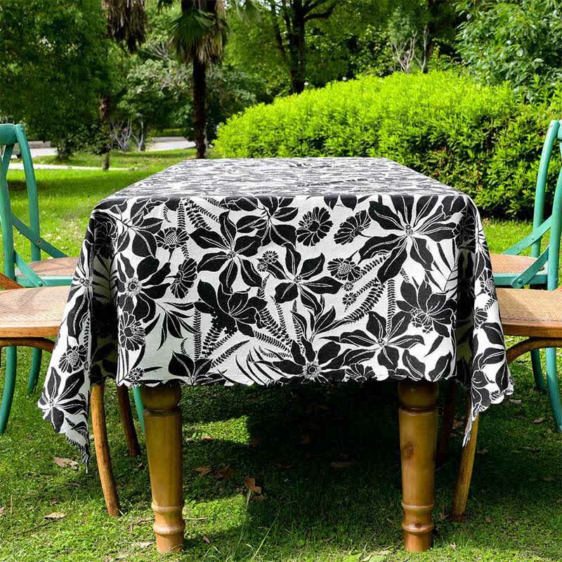 Vintage Black Floral Scalloped Edge Tablecloth
