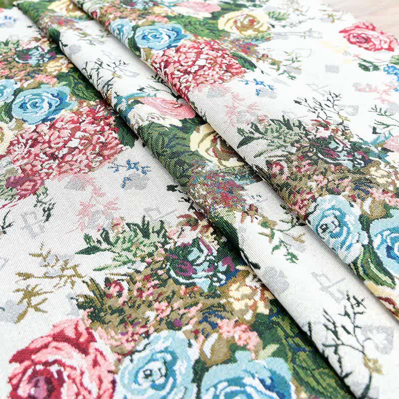 Colorful Rose Scalloped Edge Tablecloth