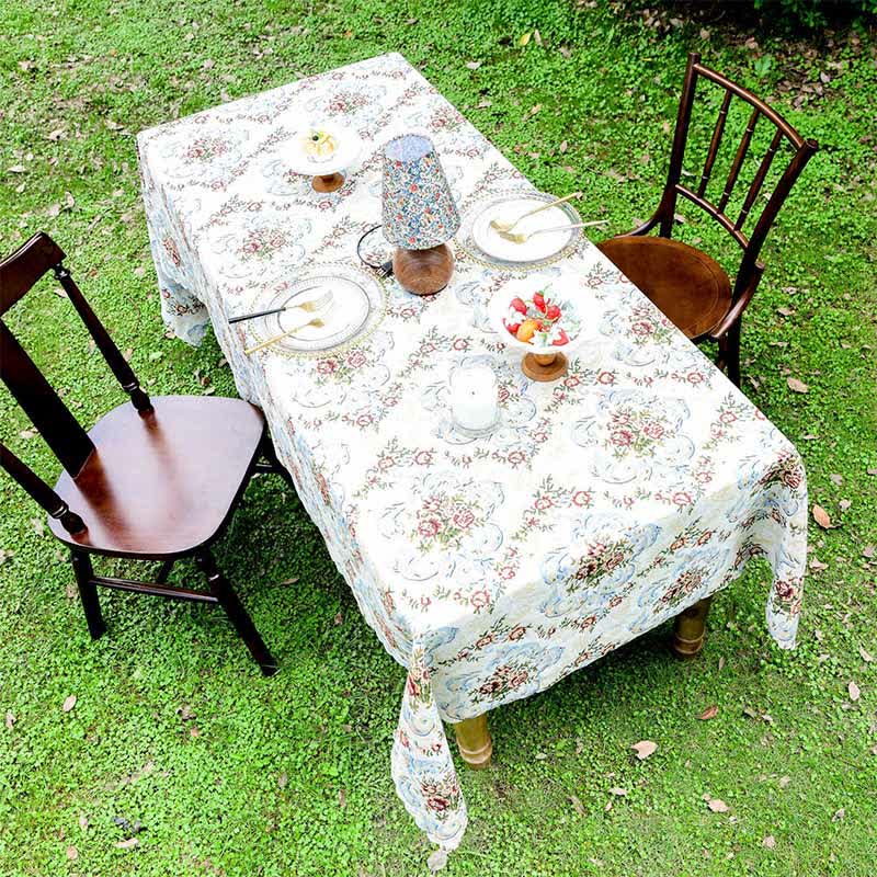Elegant Floral Scalloped Edge Tablecloth