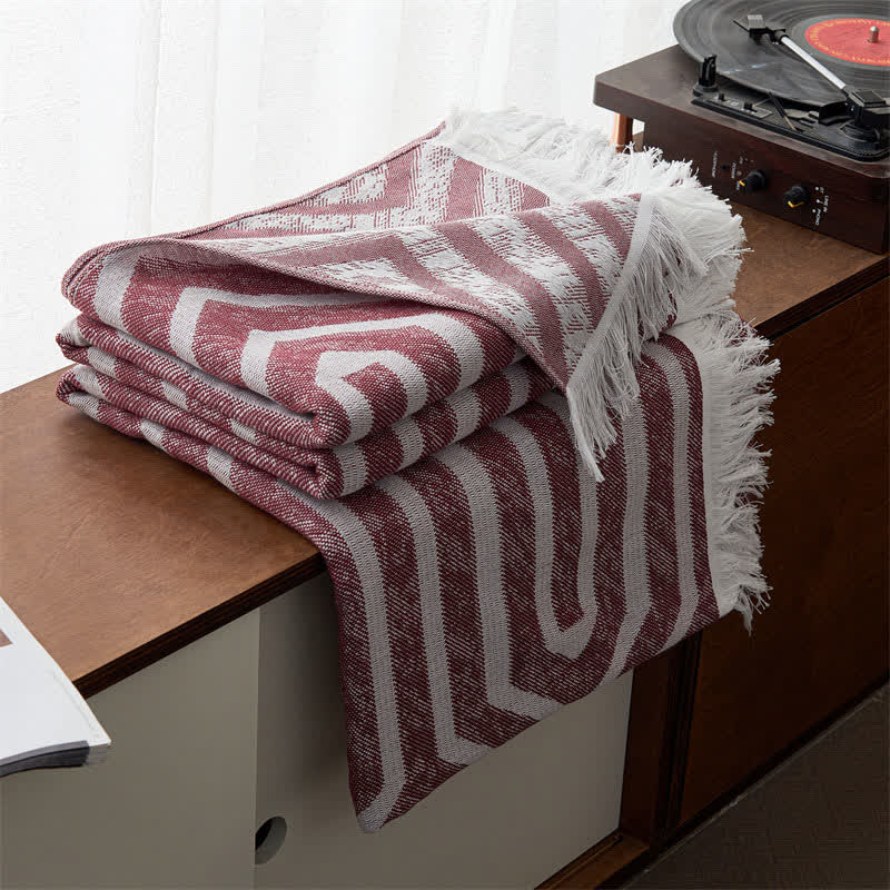 Plaid Jacquard Reversible Cotton Tassel Quilt