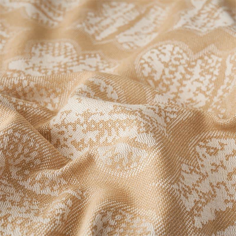 Retro Pattern Reversible Cotton Tassel Quilt