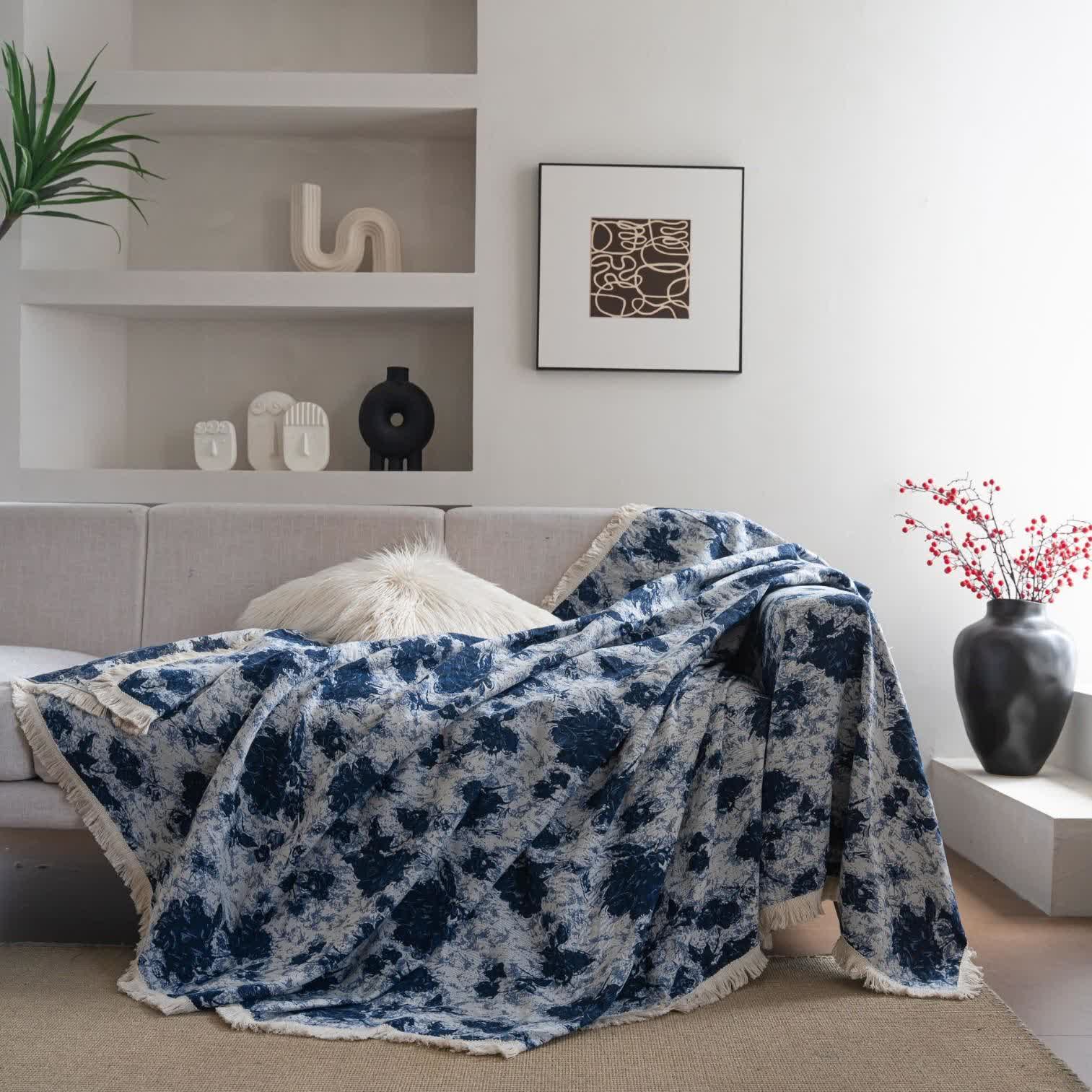 Blue Abstract Jacquard Sofa Throw Blanket