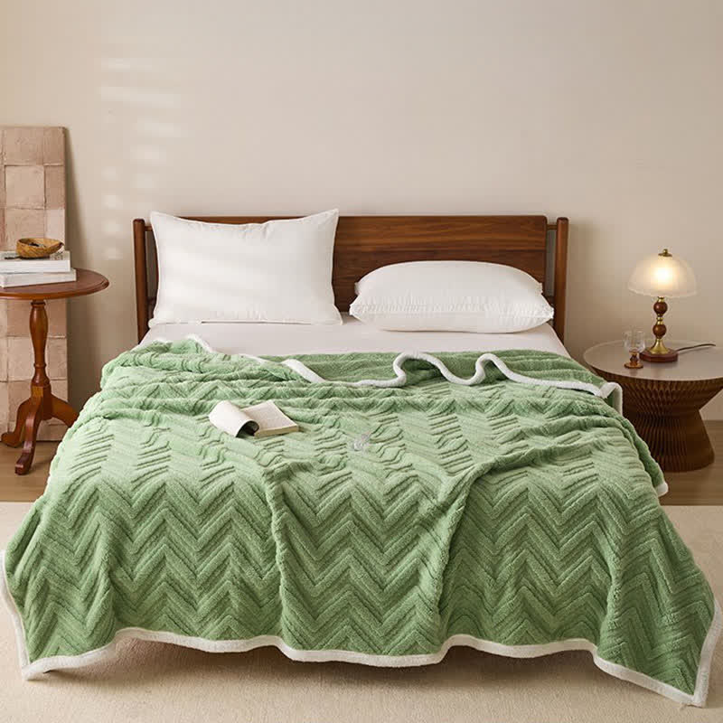 Modern Chevron Jacquard Warm Blanket