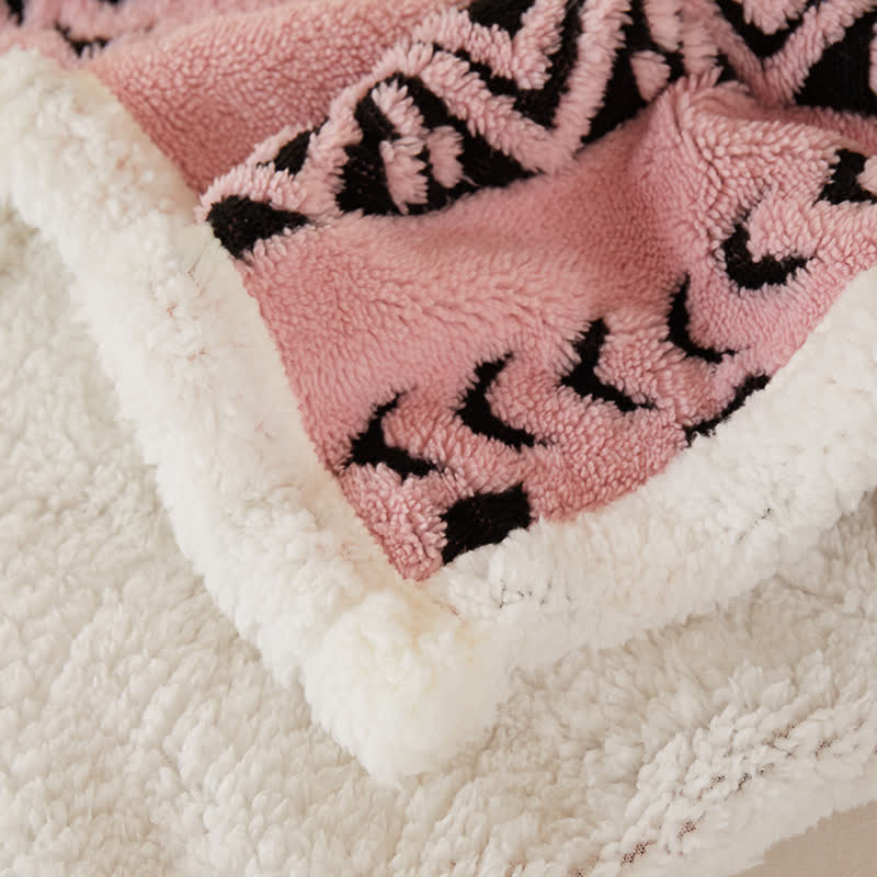 Striped Diamond Jacquard Warm Blanket