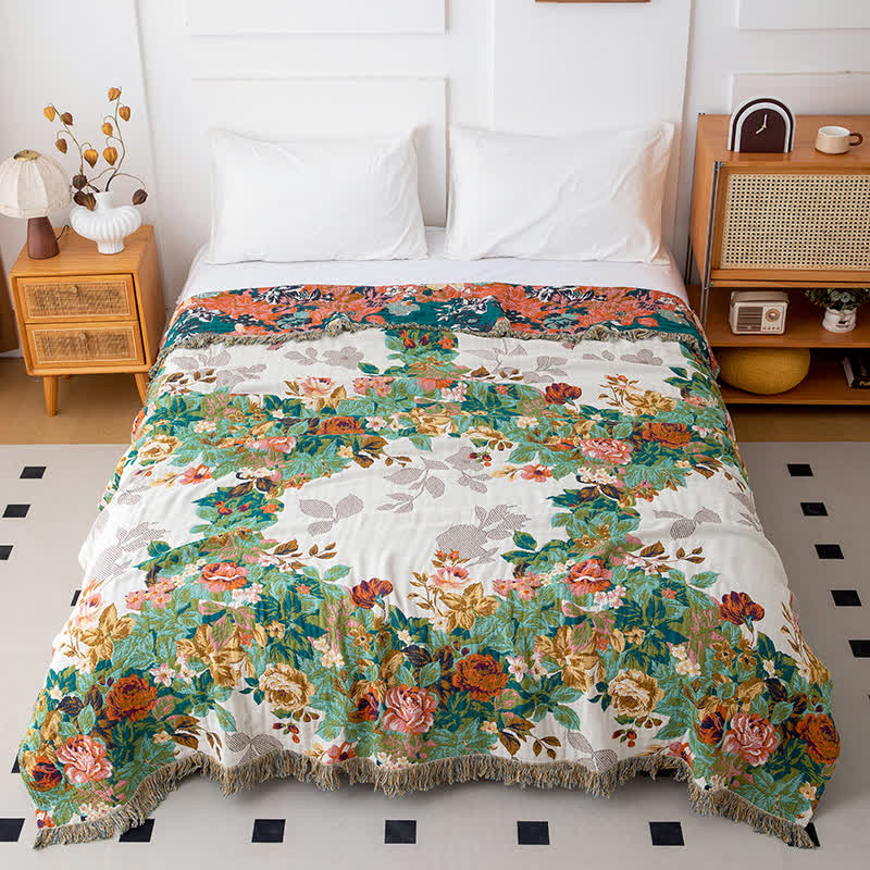 Wonderland Flower Natural Cotton Tassel Quilt