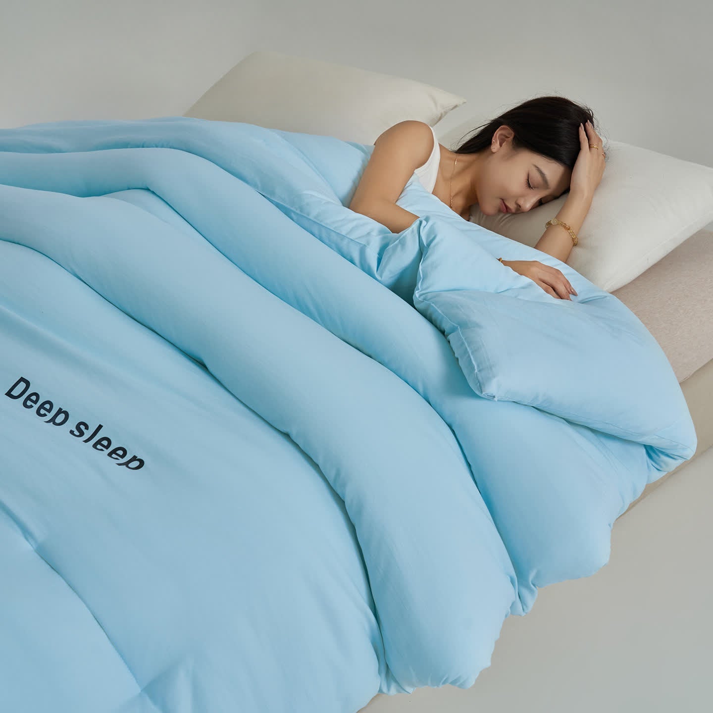 Deep Sleep Letter Printed Comforter