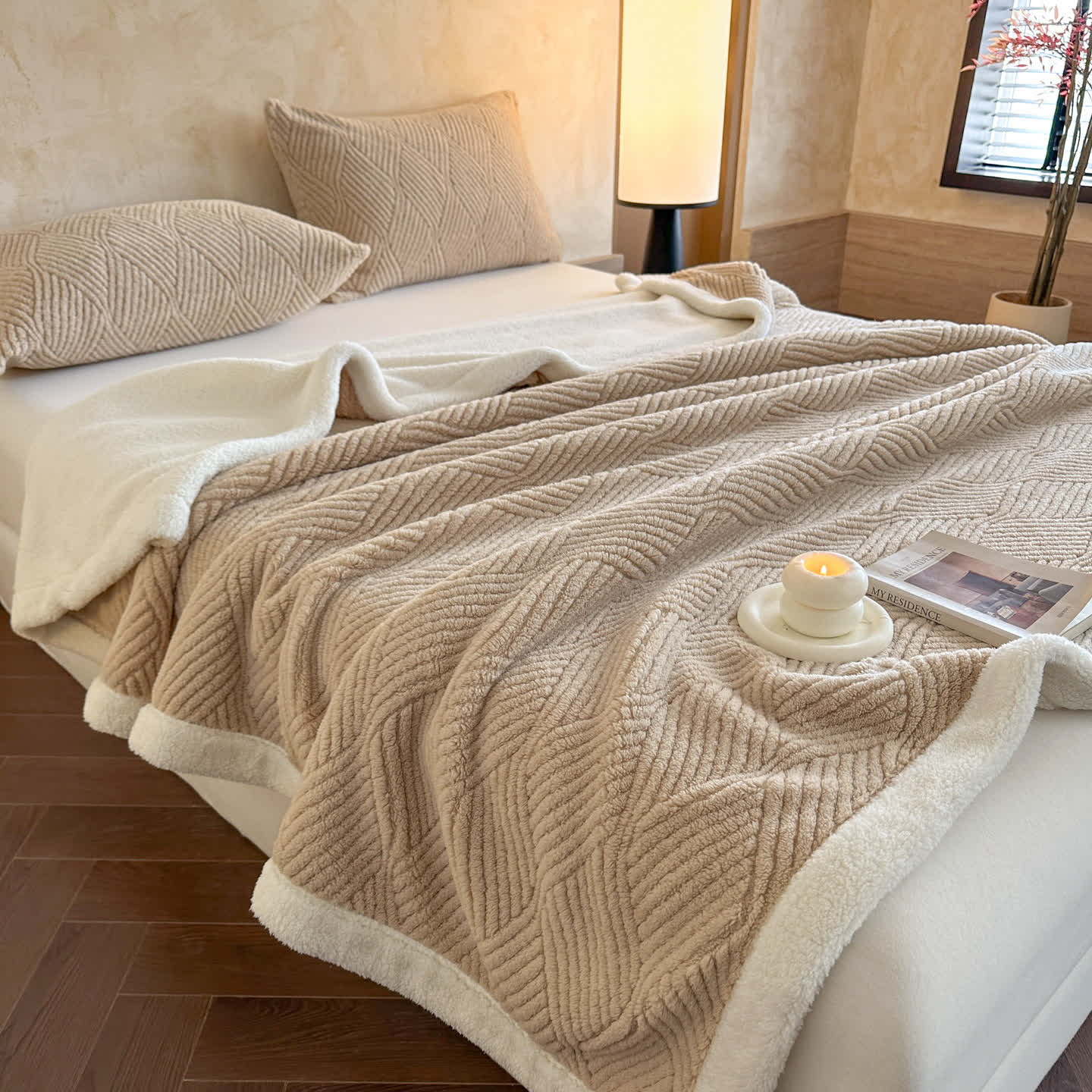 Reversible Warm Sherpa Throw Blanket