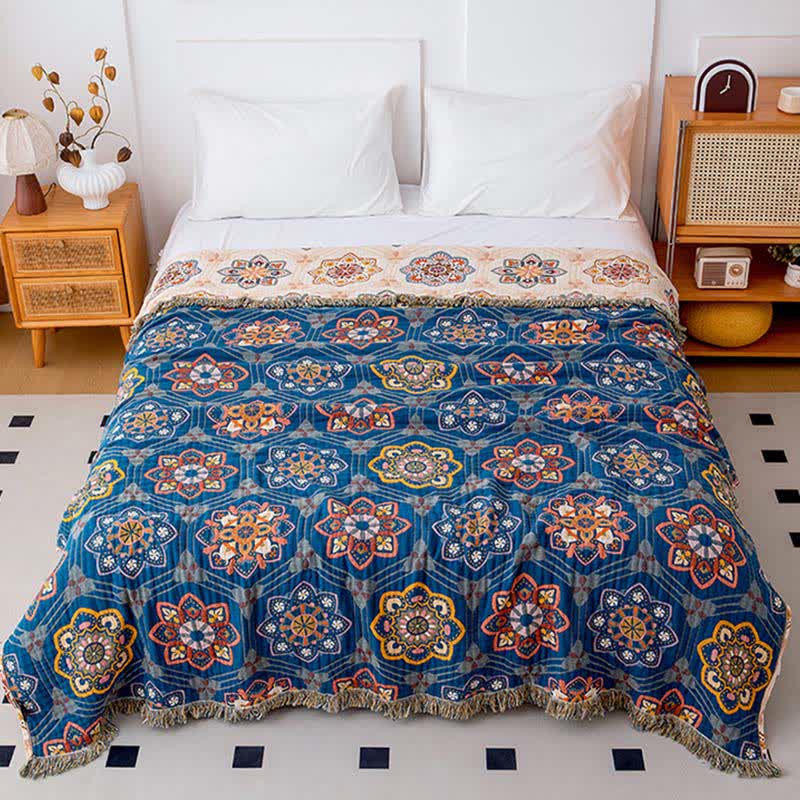 Ethnic Star-shaped Flower Cotton Quilt
